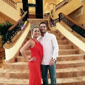 Meet your Posher, Dustin